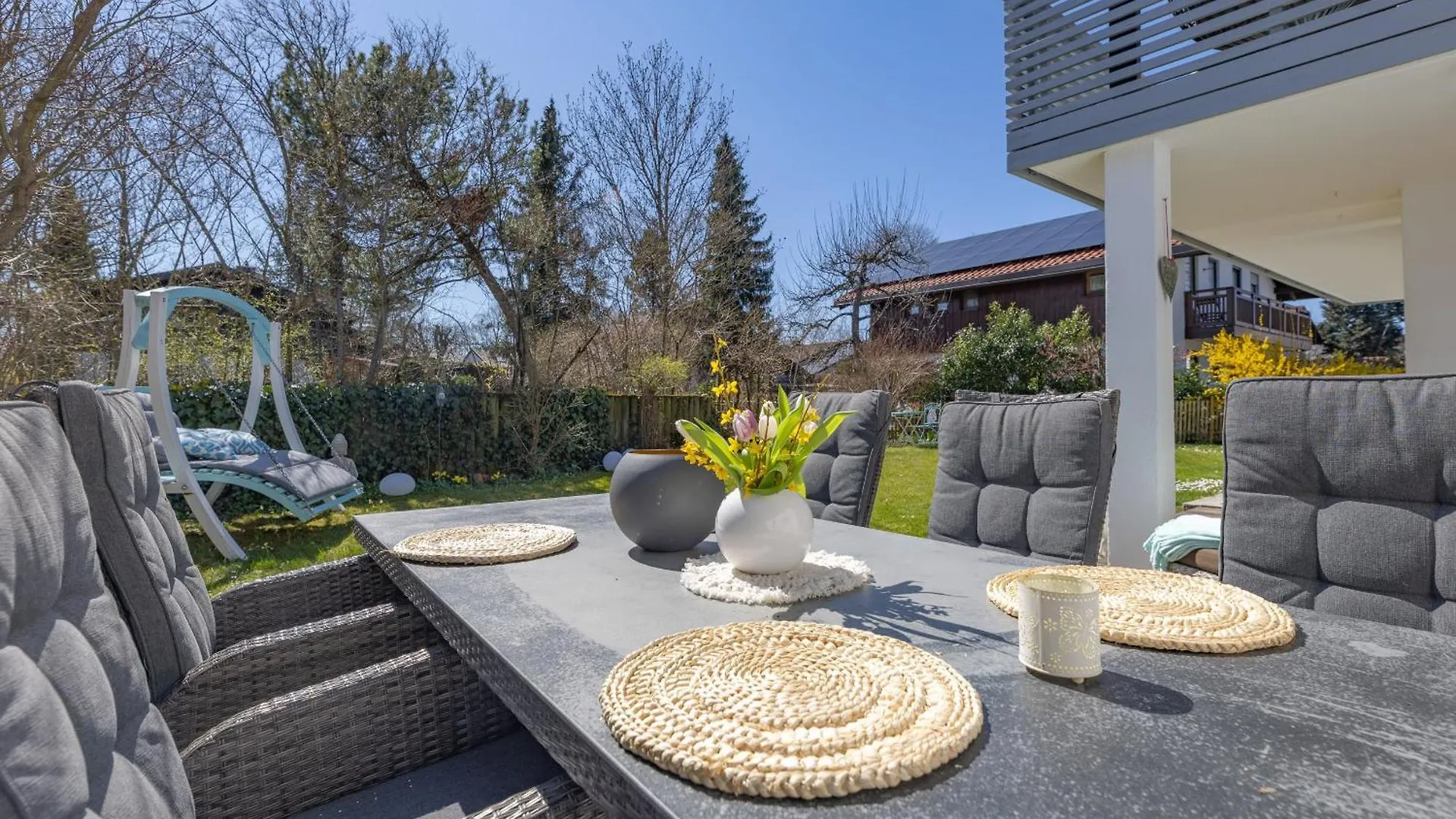 Sonniges Modernes Ruhiges Grosses Haus Garten Pool Oberhaching Dom wakacyjny