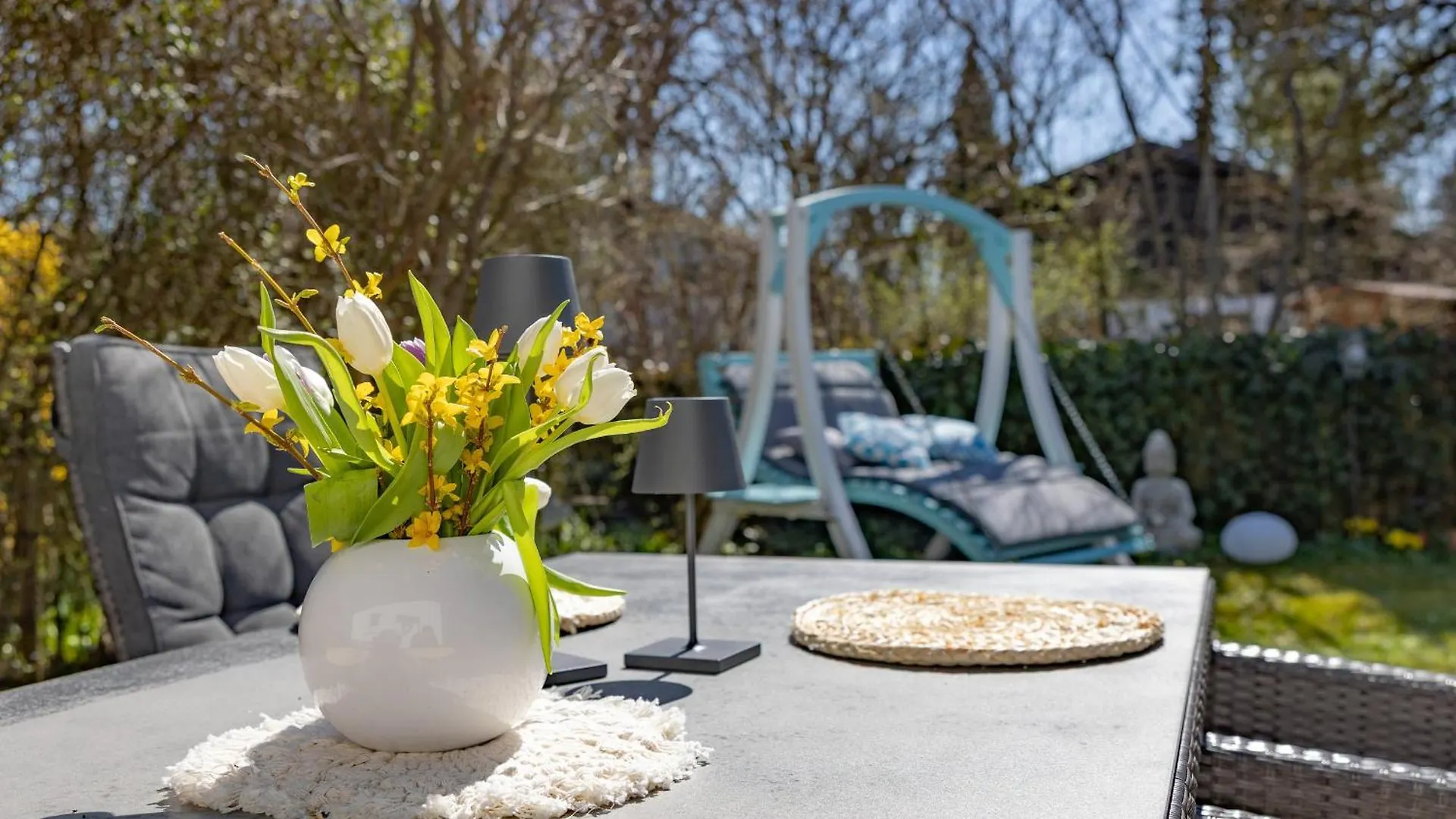 Dom wakacyjny Sonniges Modernes Ruhiges Grosses Haus Garten Pool Oberhaching