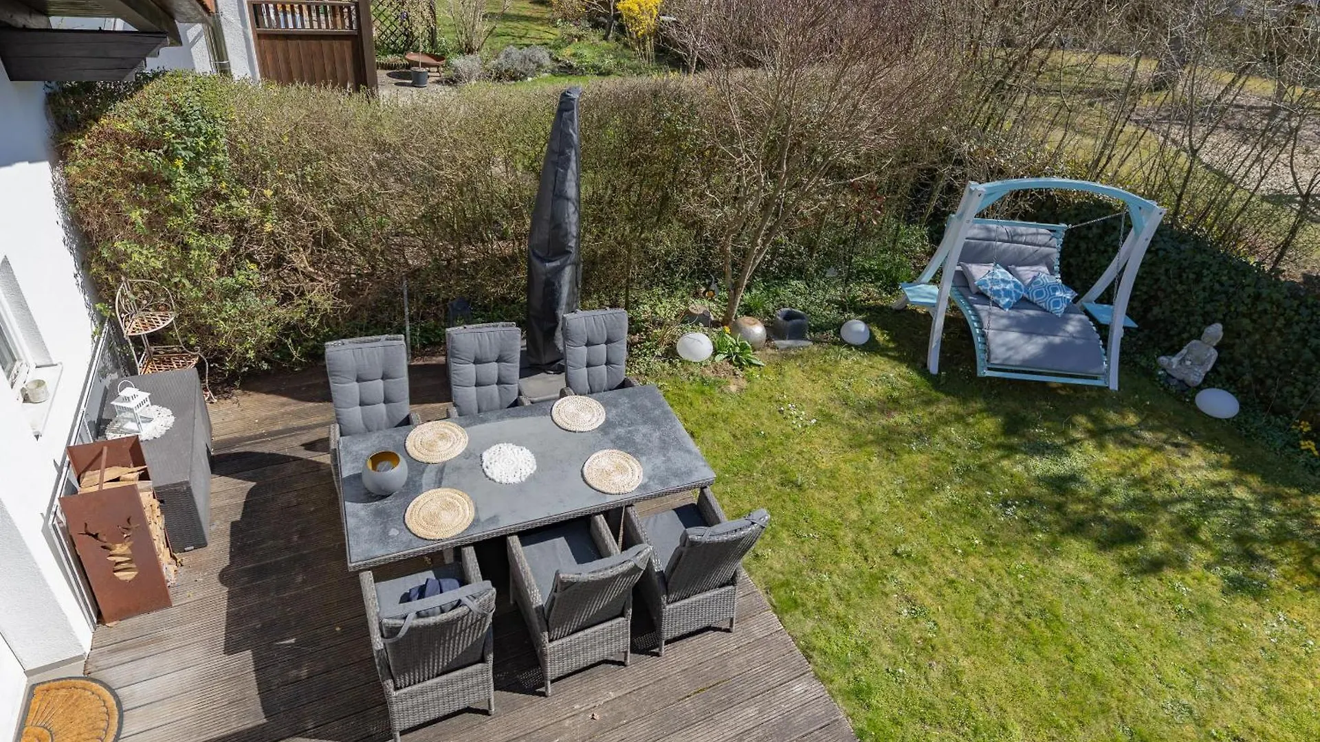 Dom wakacyjny Sonniges Modernes Ruhiges Grosses Haus Garten Pool Oberhaching